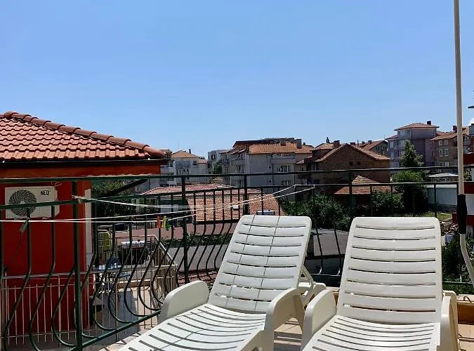 Guest House Olesya 3*