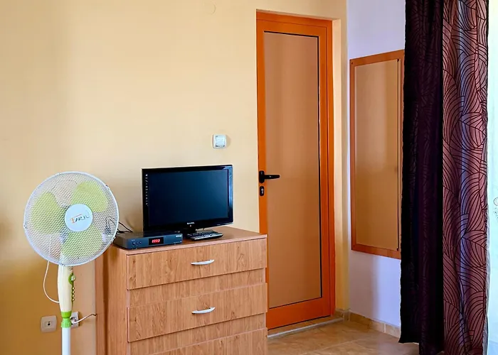 Guest House Olesya 奥布佐尔