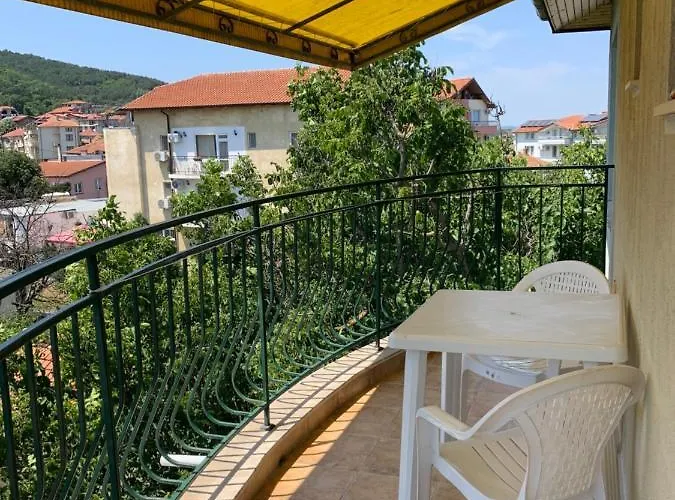 Guest House Olesya Pensiune 3*