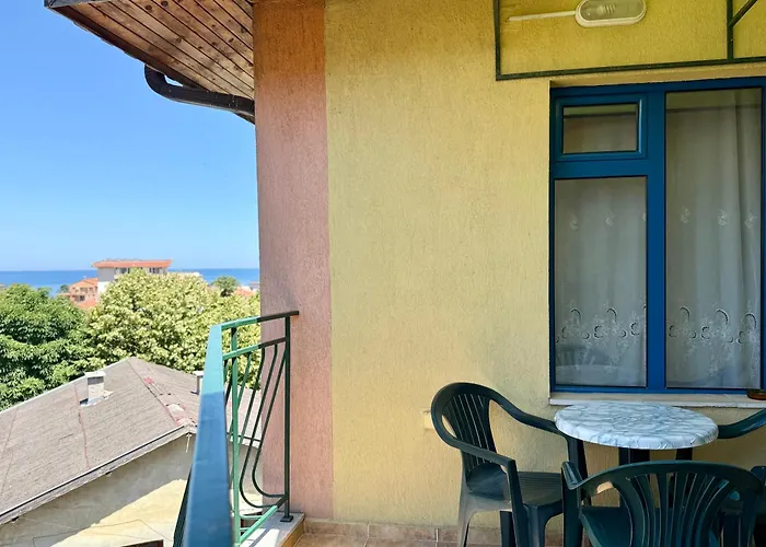 Guest House Olesya Pensiune 3*